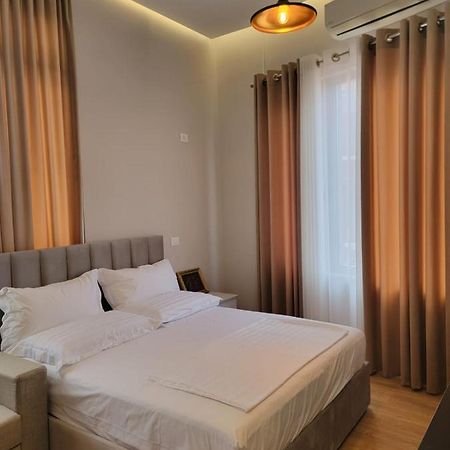 Berhami Studio Apartment Tirana Exterior foto